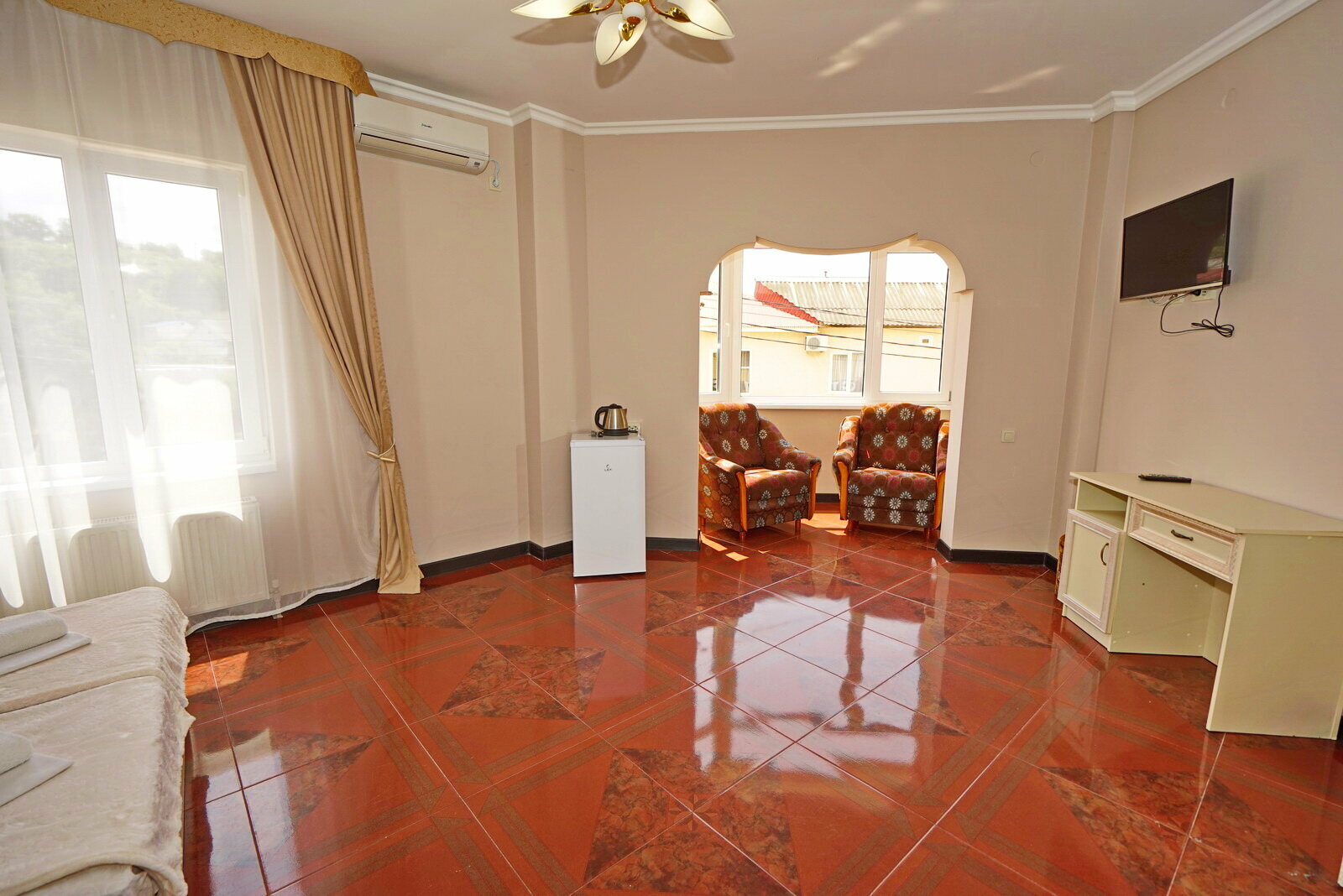 Большой двухместный номер с 1 кроватью