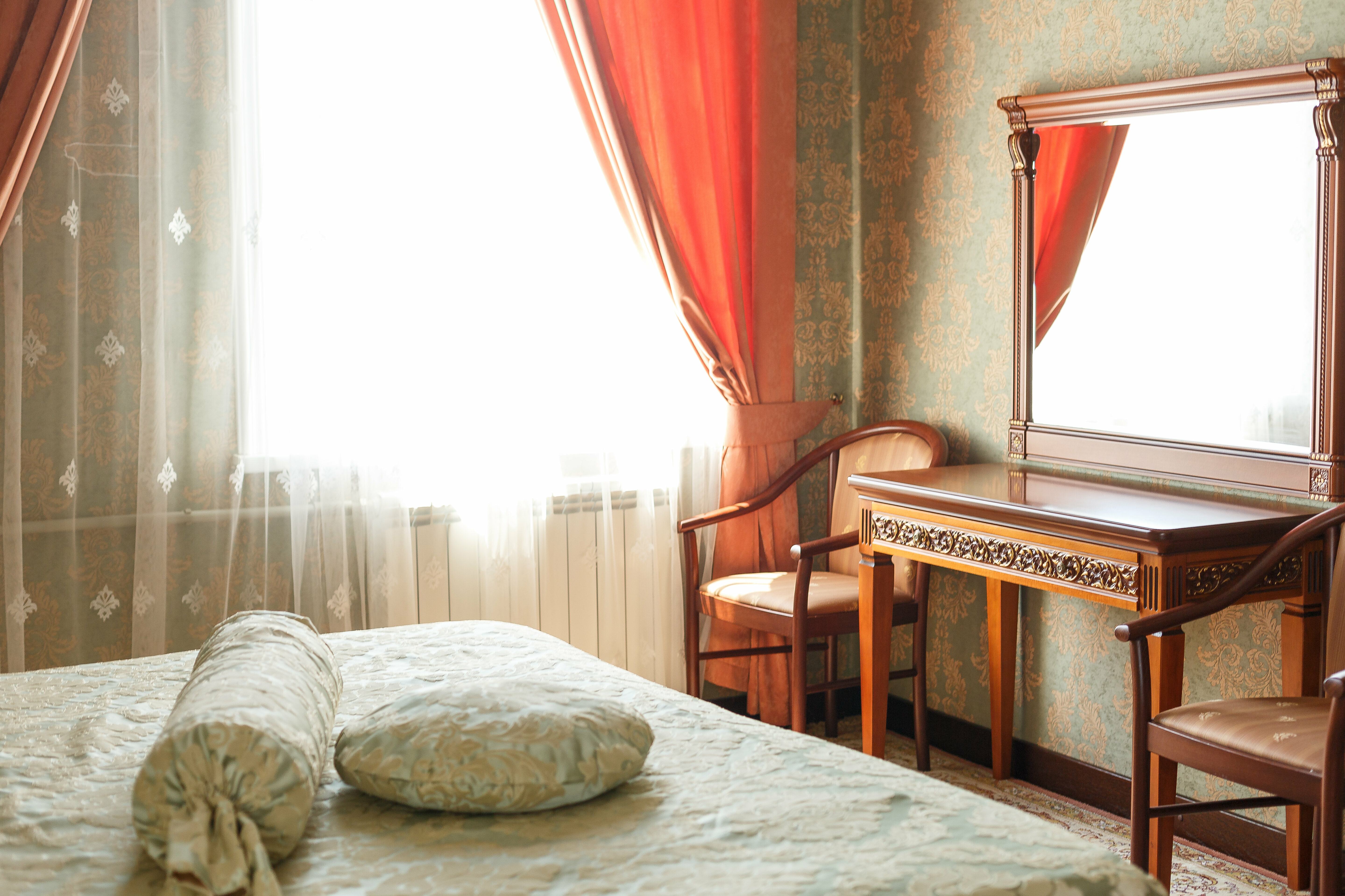 Улучшенный люкс