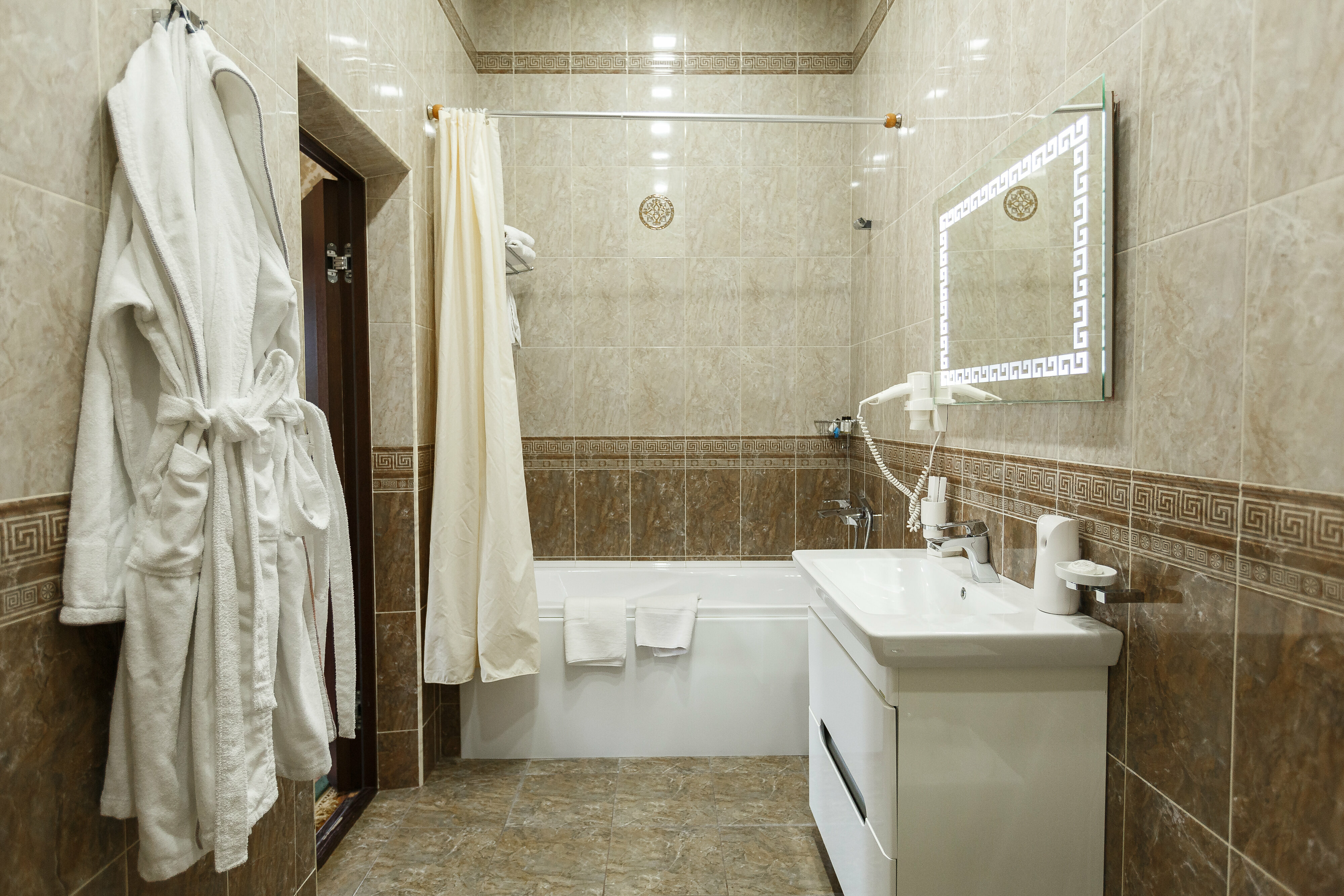 Люкс с 1 спальней