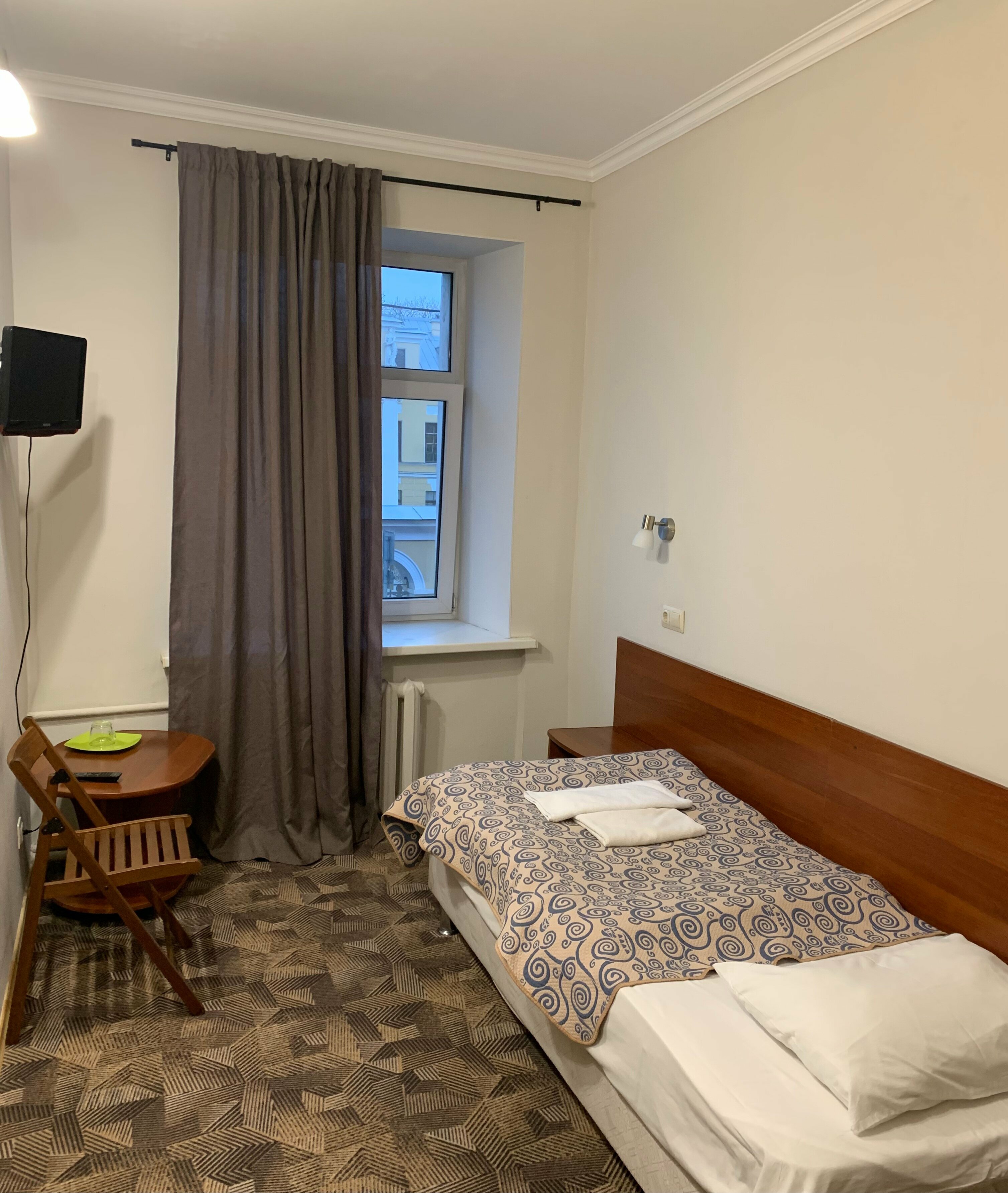 Бюджетный  Одноместный номер с общей ванной комнатой