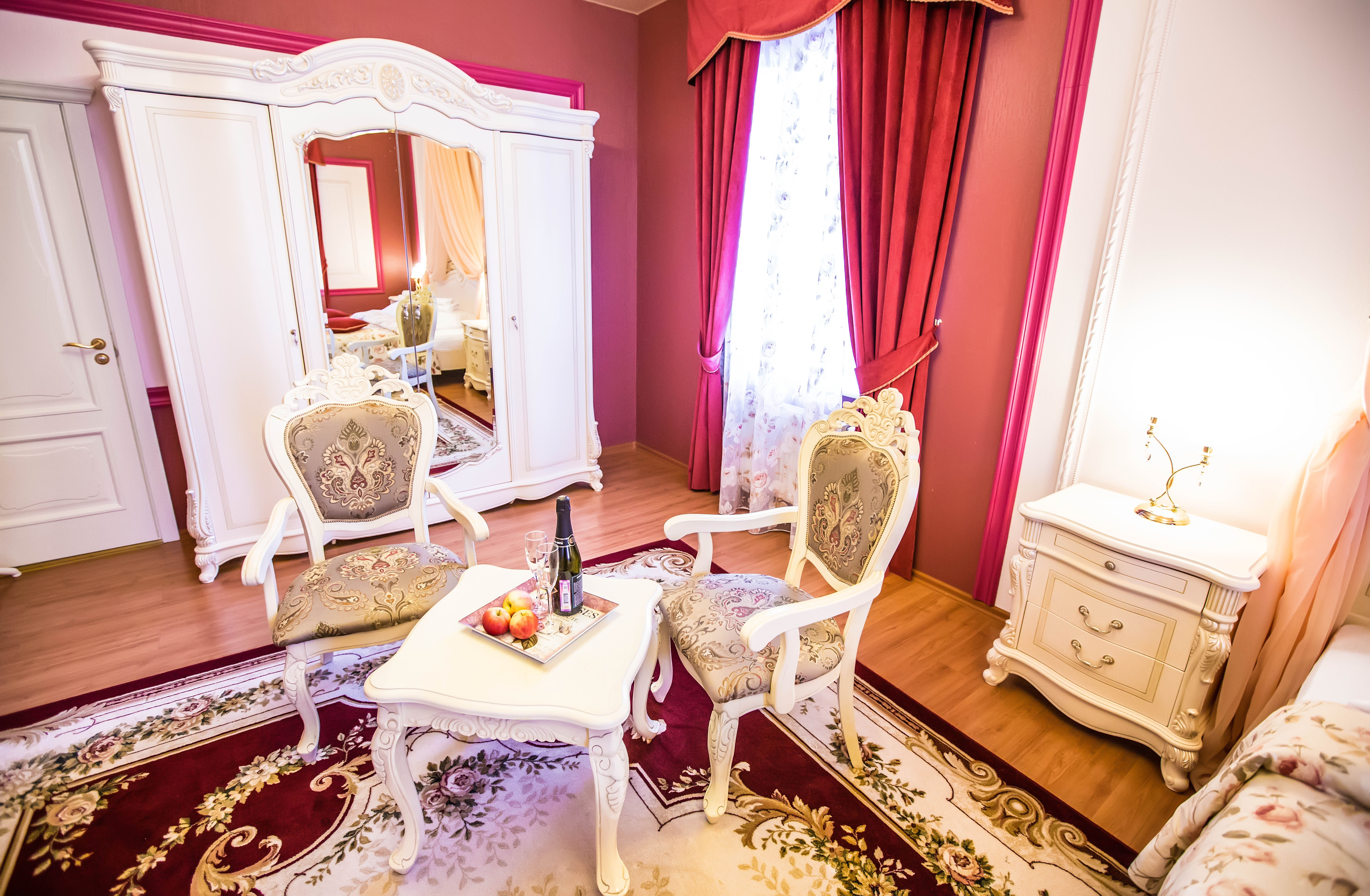 Большой двухместный номер с 1 кроватью