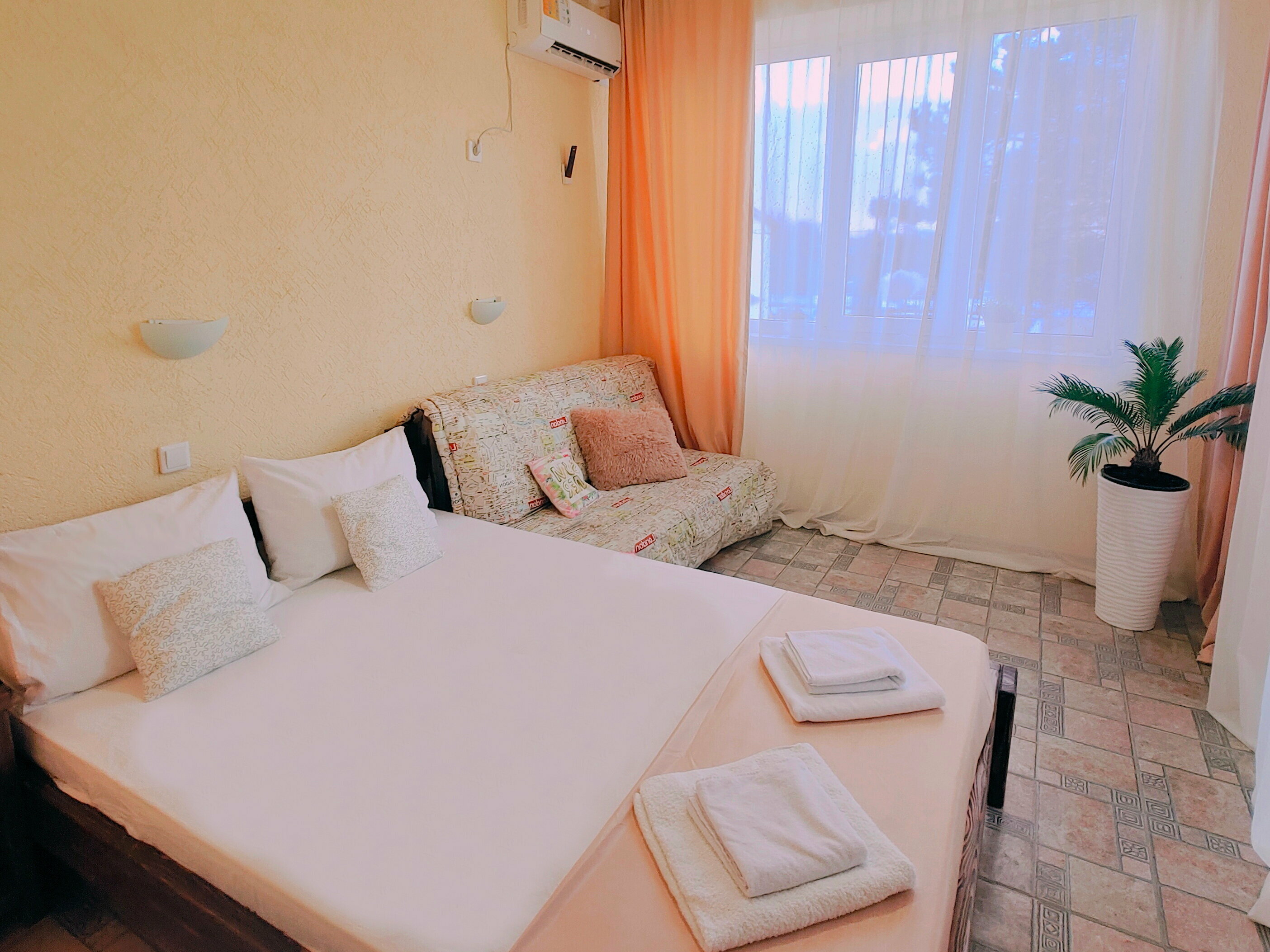 3х комнатный 9-ти местный Номер с мини-кухней