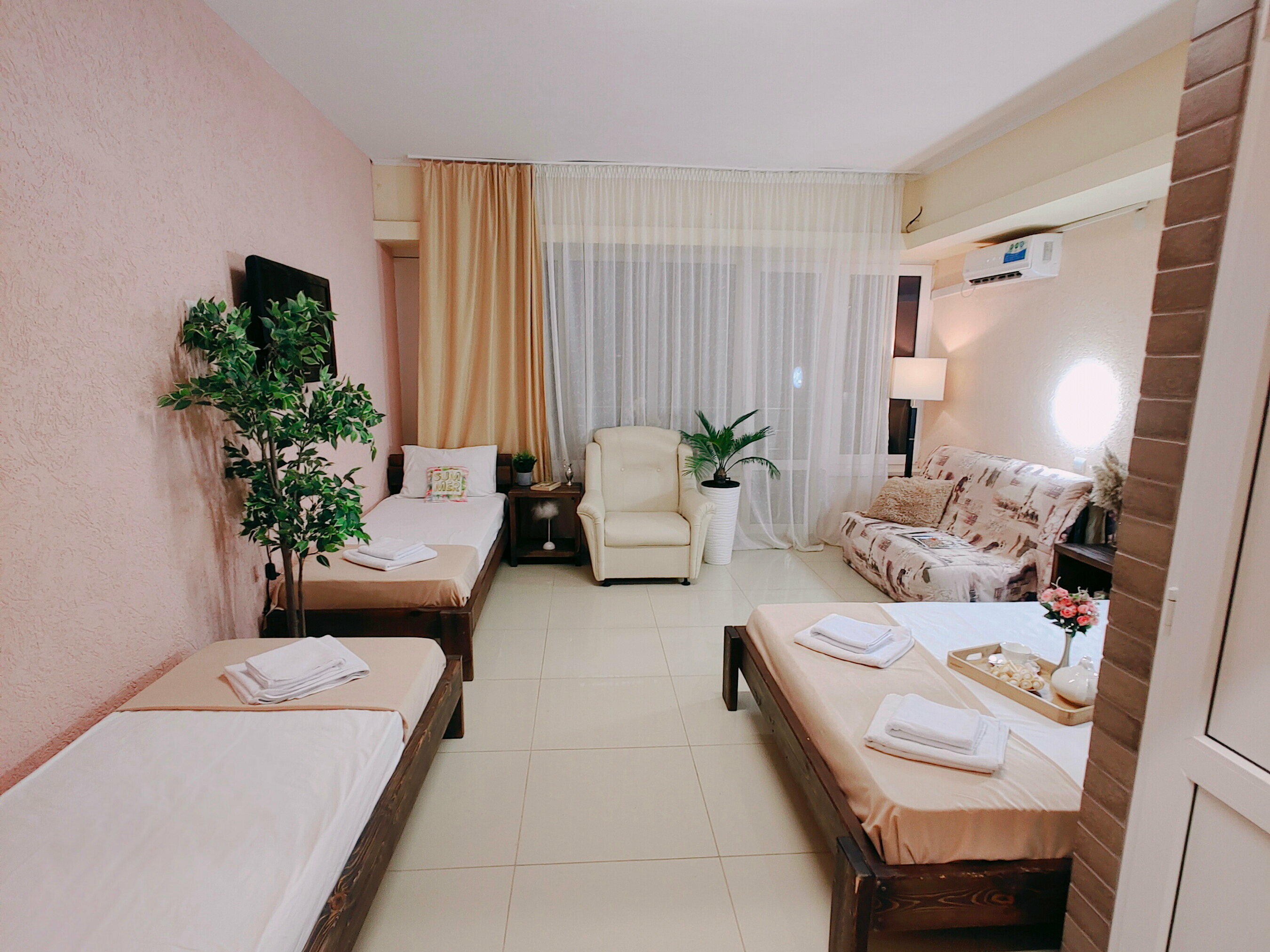 6ти местная Студия с мини-кухней и балконом