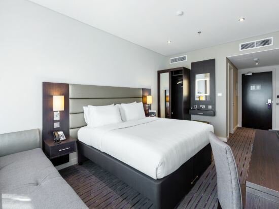 Double Room - Non Smoking - FREE Airport Shuttle