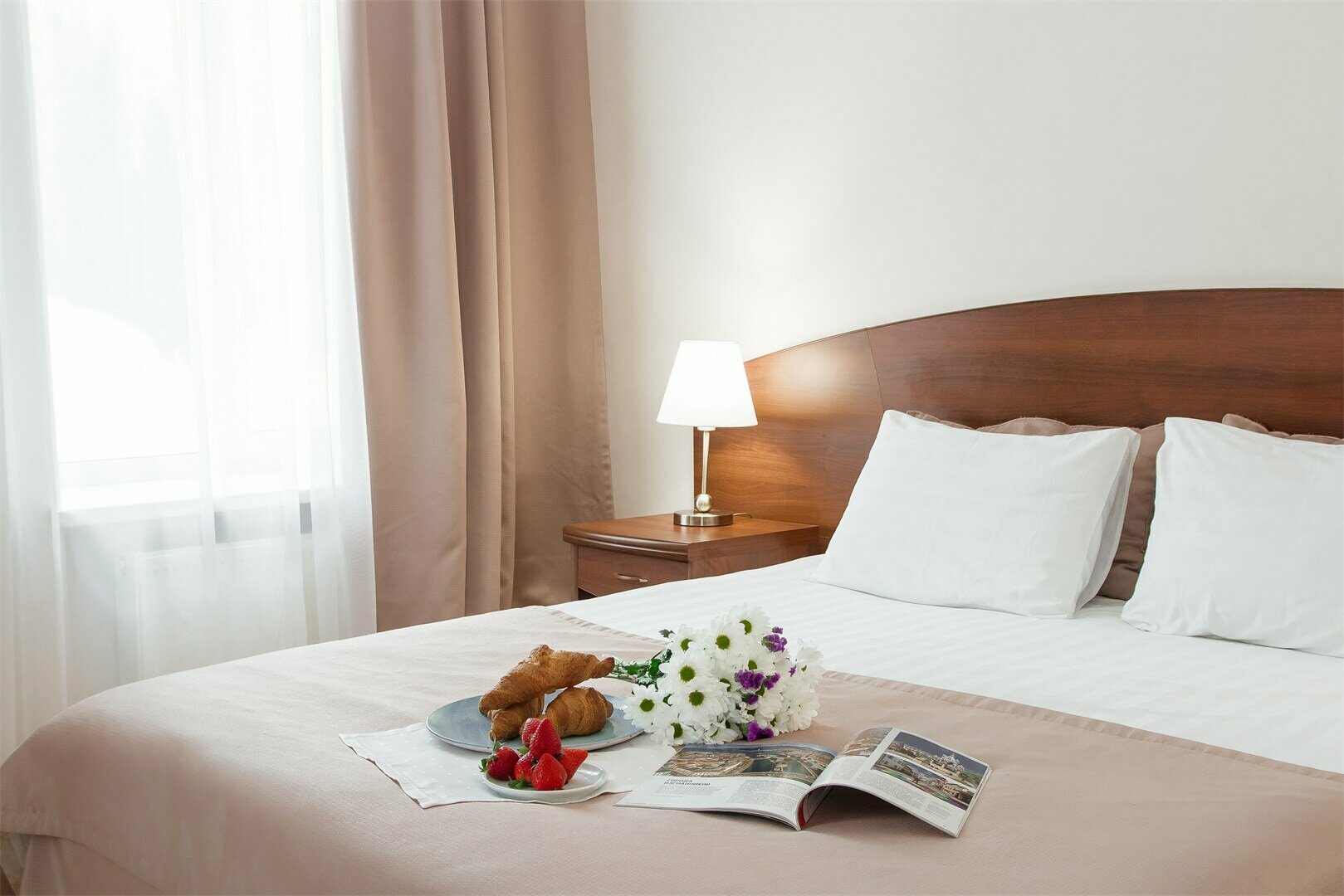 Улучшенный номер с кроватью размера «king-size» или 2 отдельными кроватями