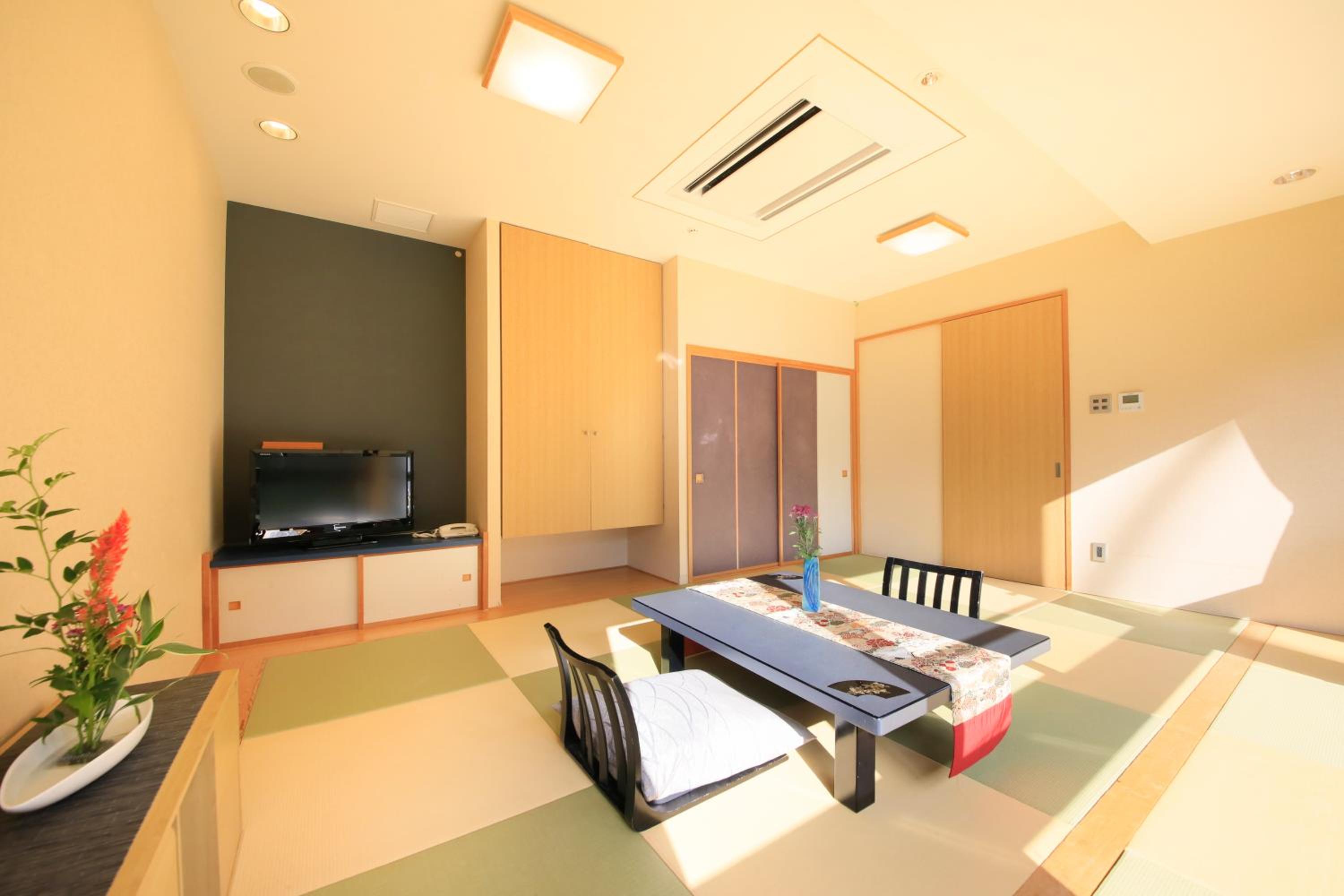 Japanese-Style Standard Room with View Bath