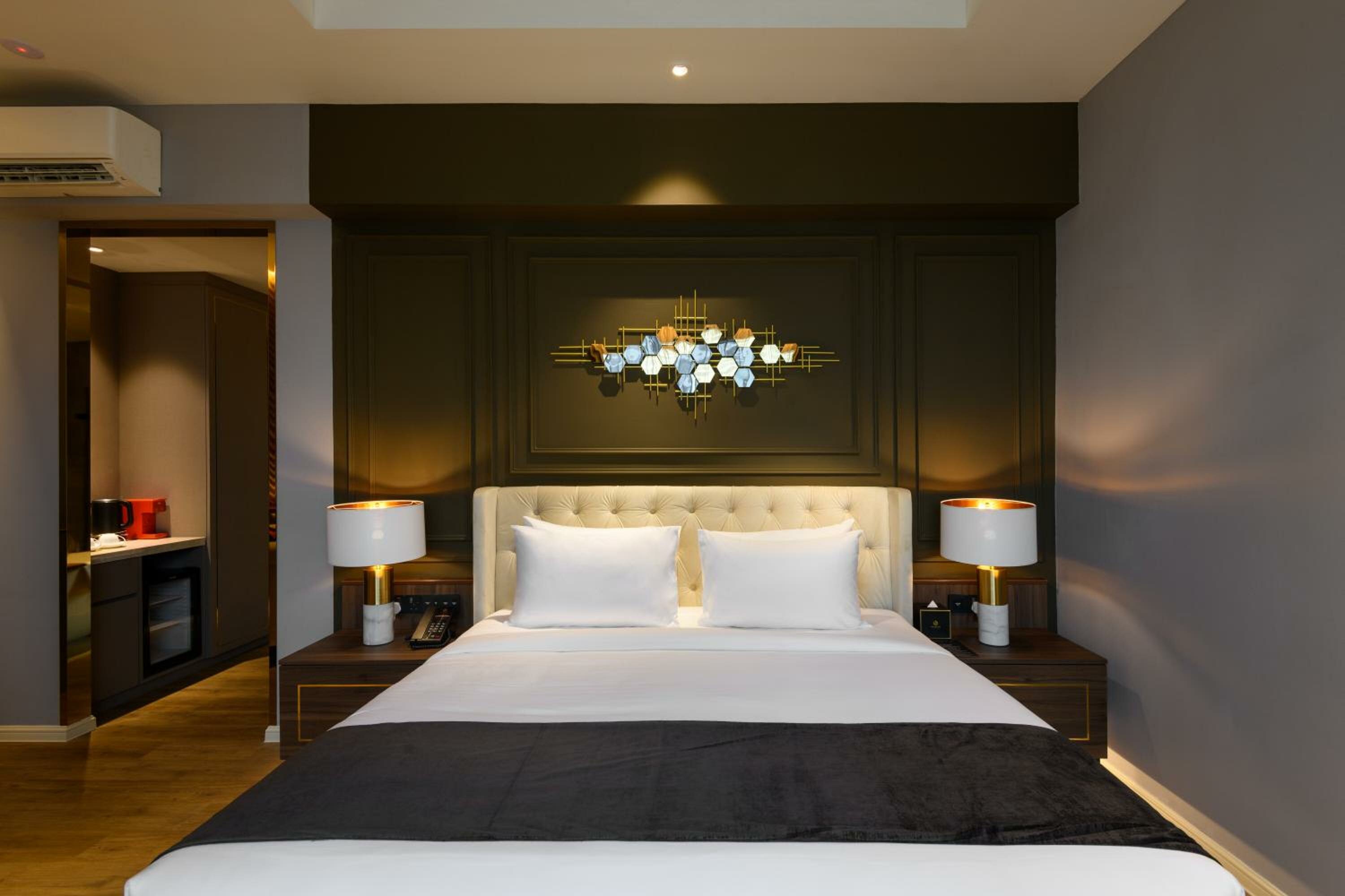 Luxury Room