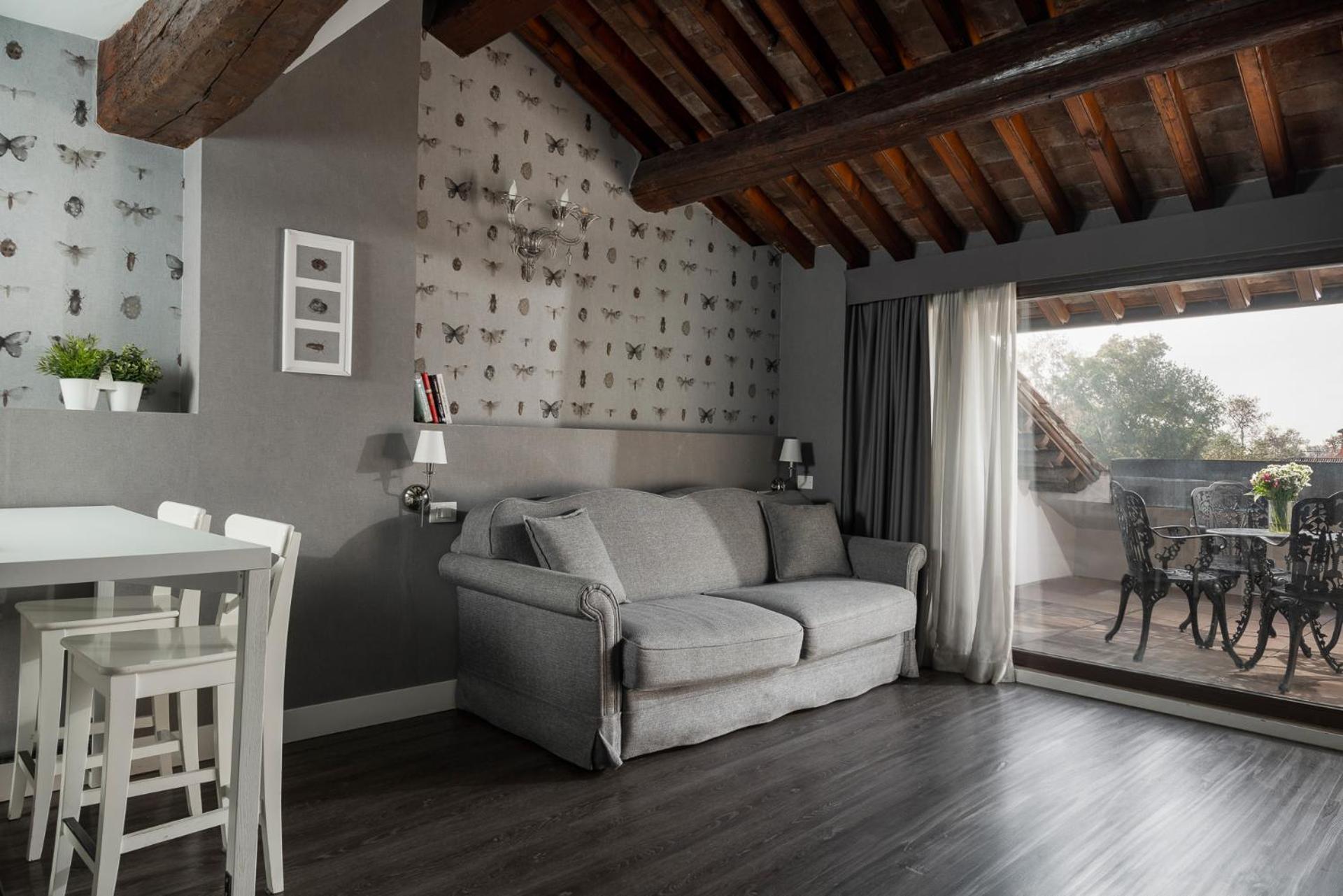 Loft with Patio View (4 Adults)