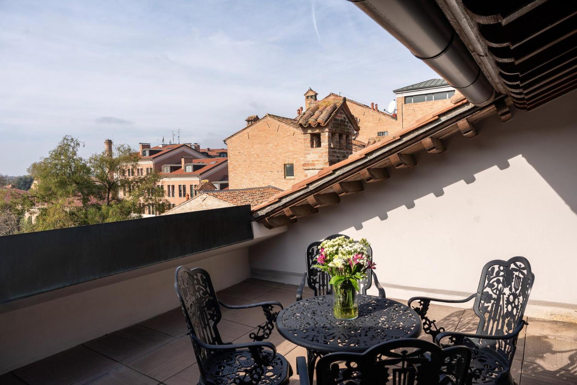 Loft with Patio View (4 Adults)