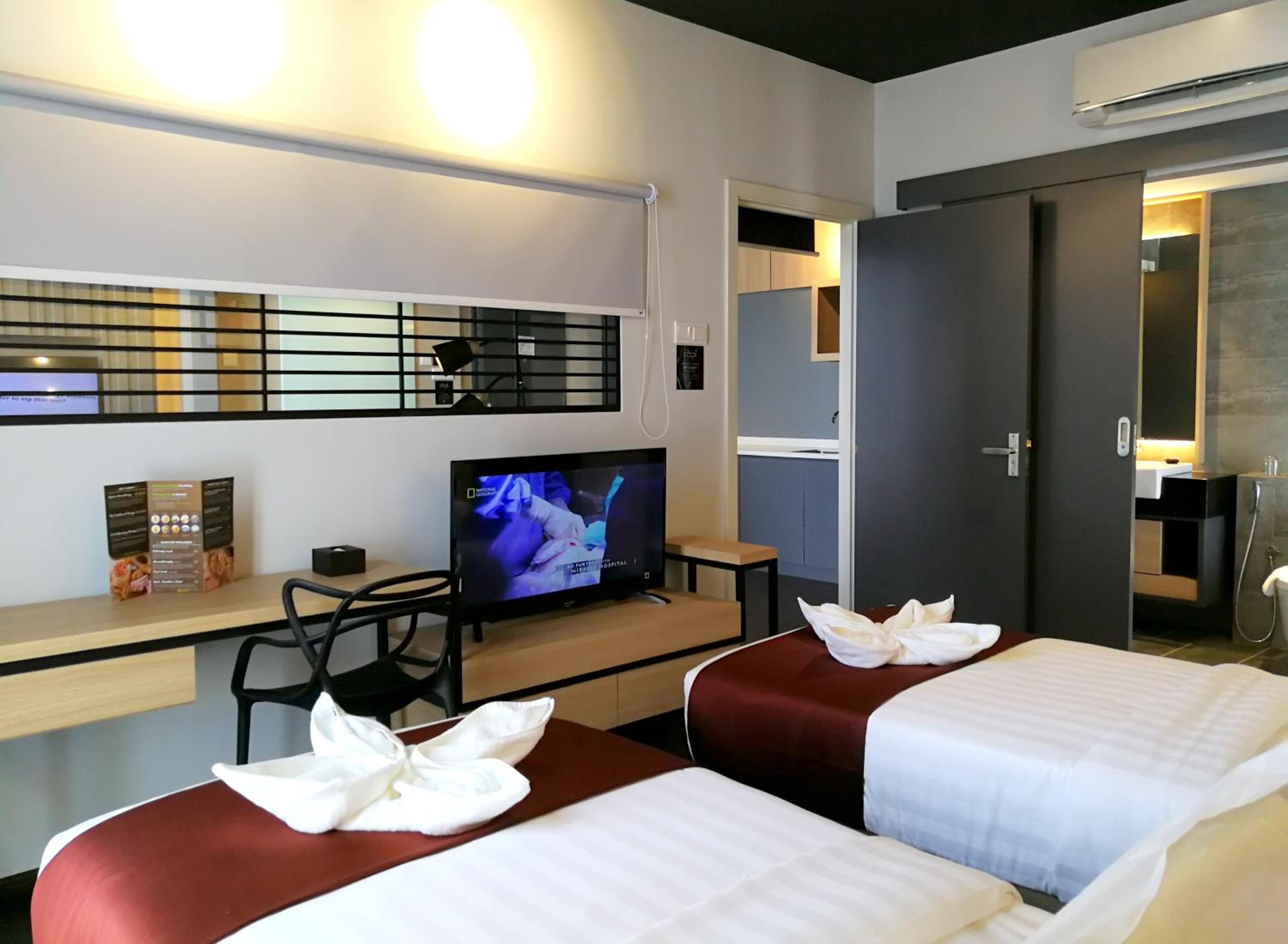 The Deluxe Suite
