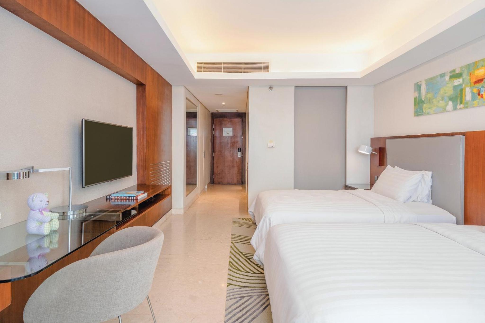 Executive Deluxe Twin