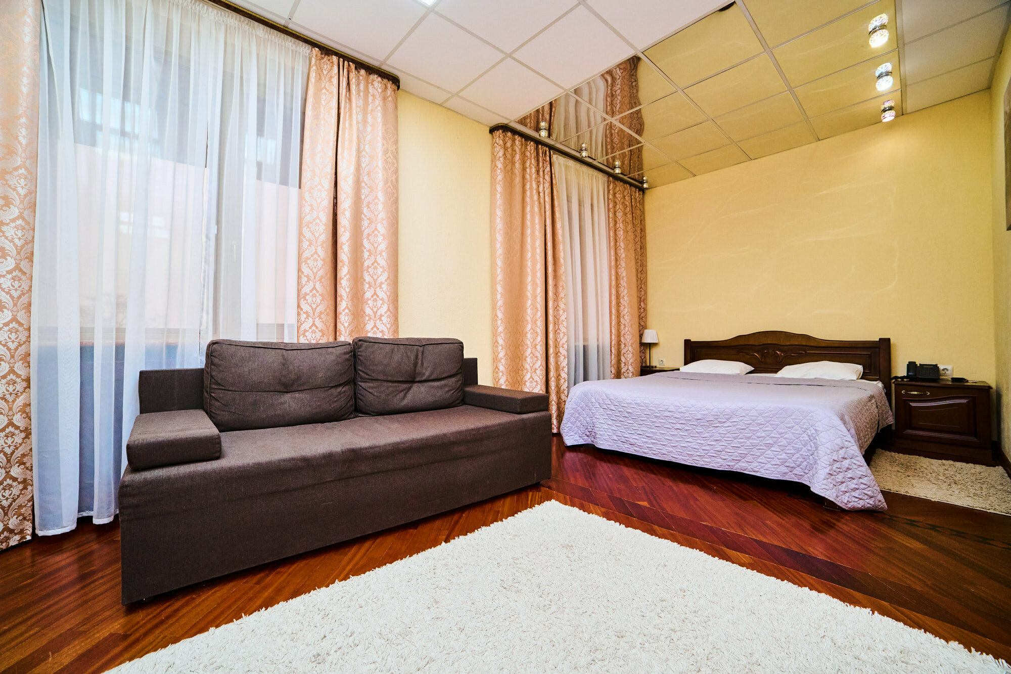 Большой двухместный номер с 1 кроватью