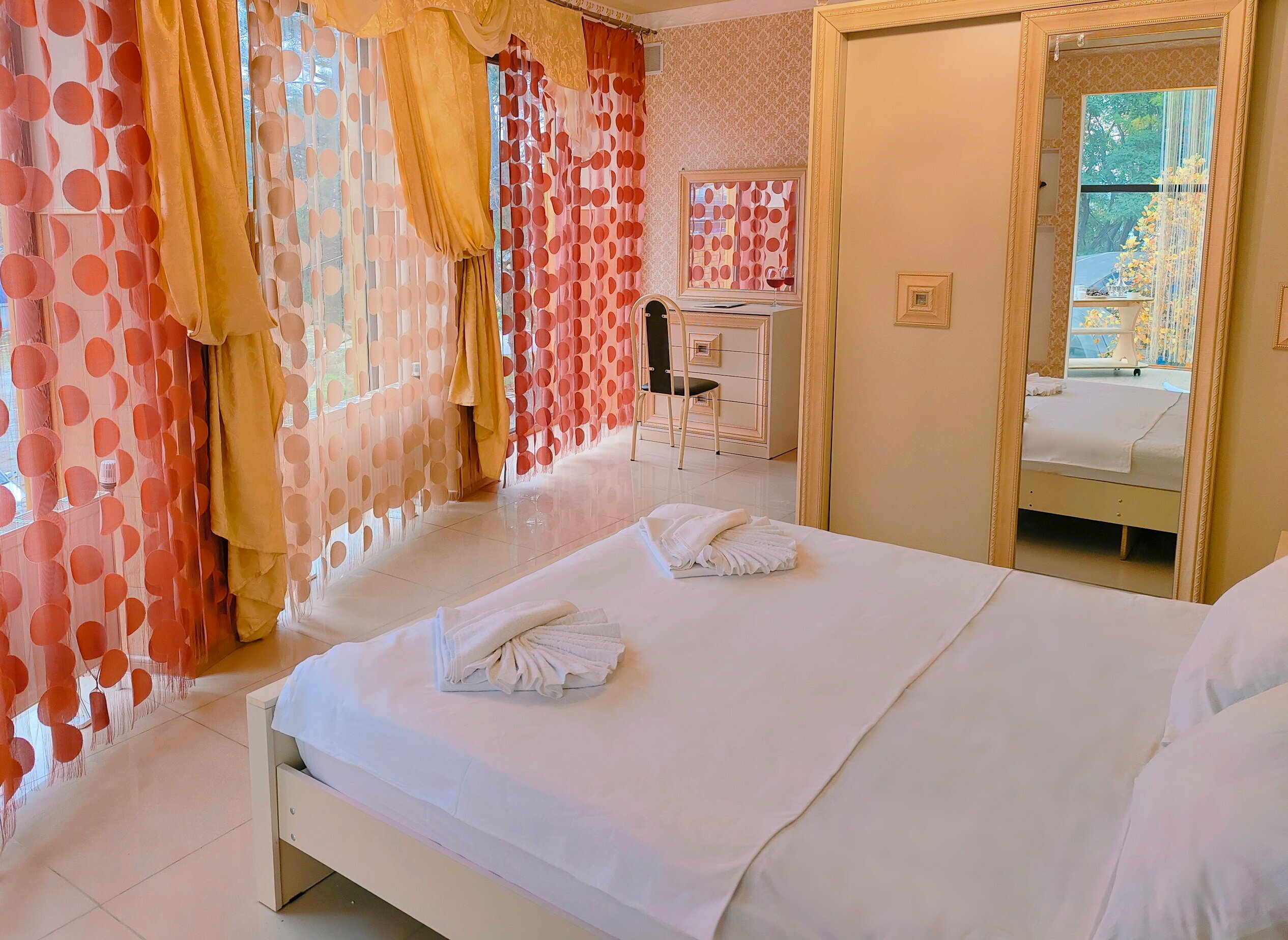 Улучшенный двухместный номер с 1 кроватью