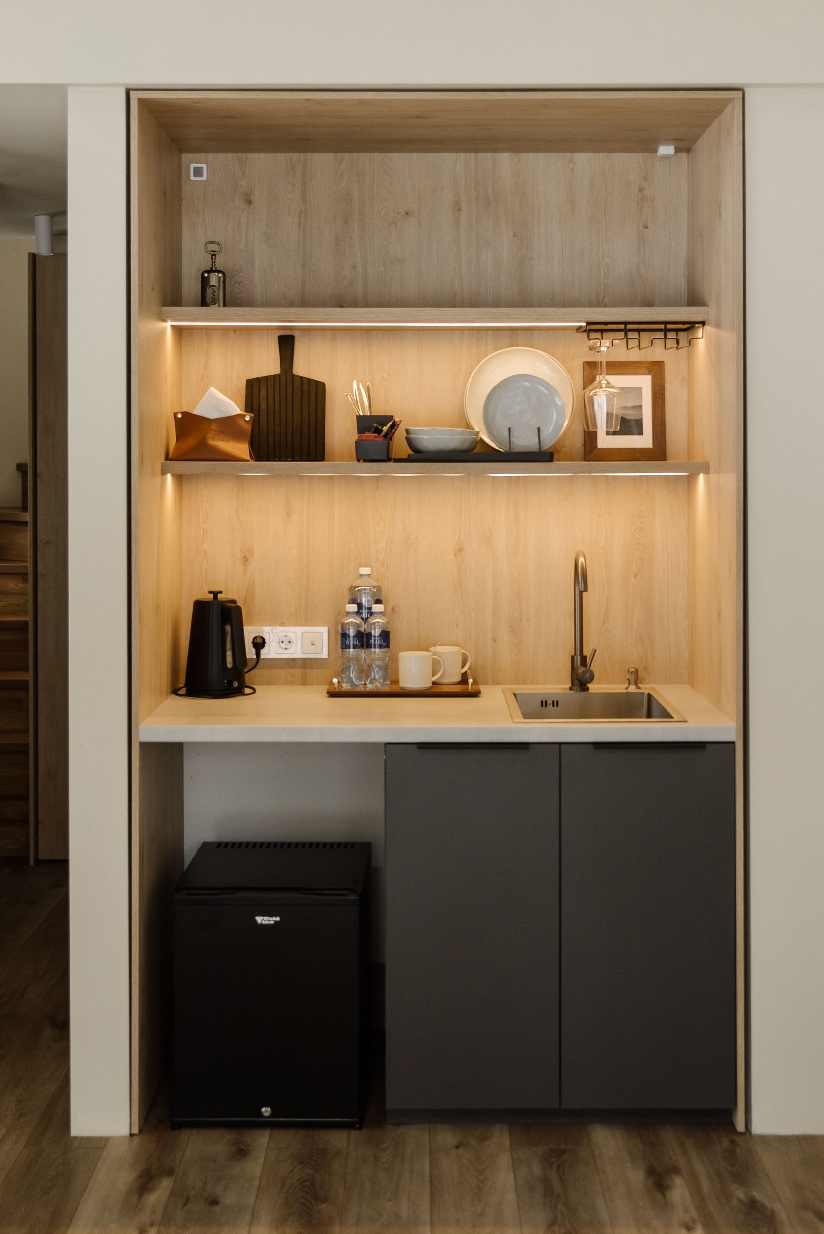 Дом у ручья