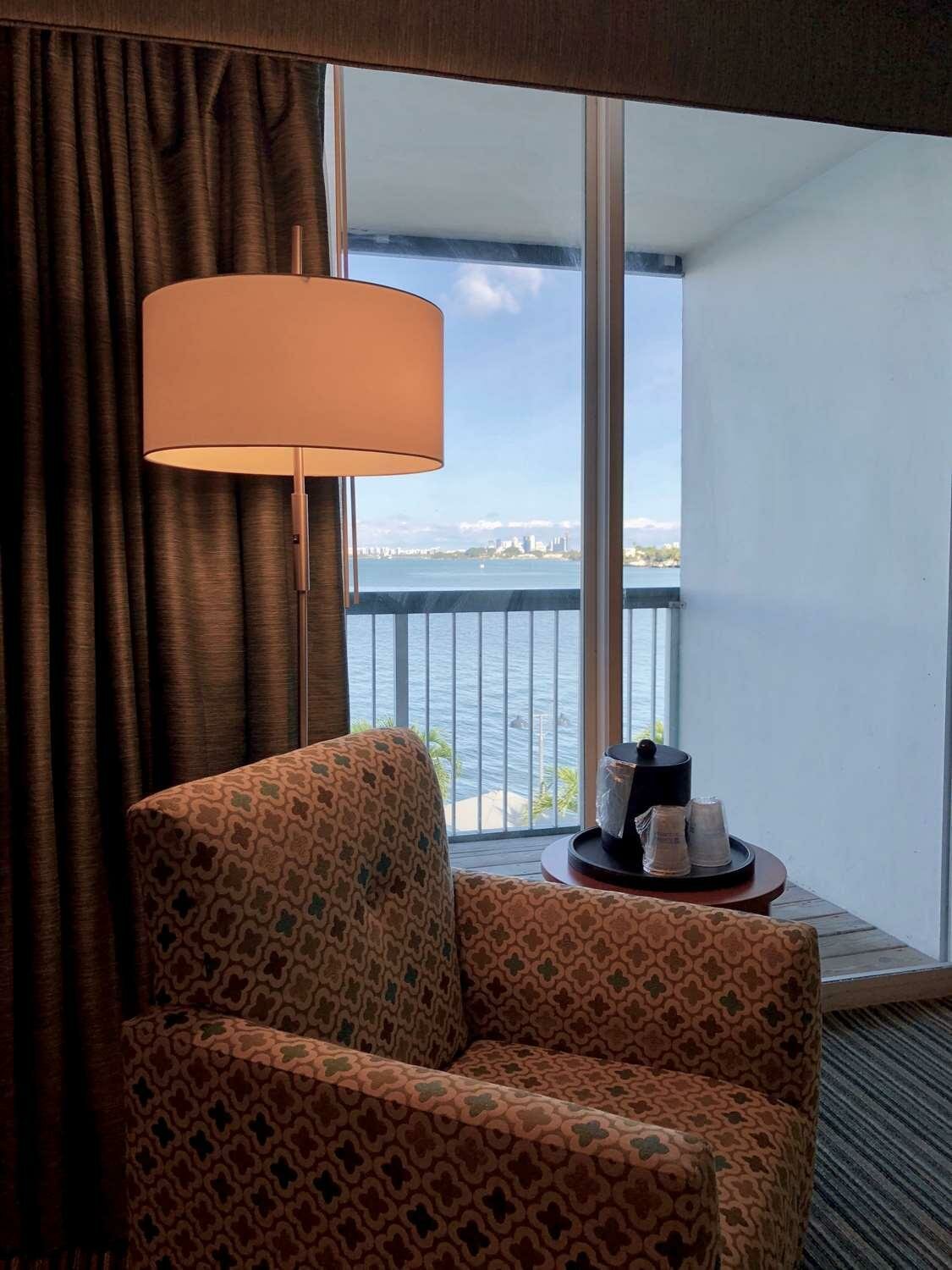 King Room with King Bed and Balcony - Bayfront/Non-Smoking