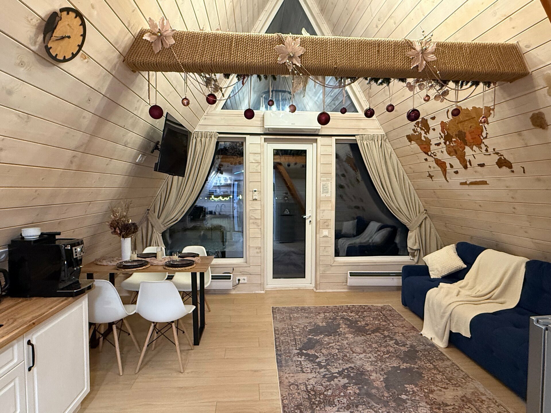 Нелжа-Две Хижины