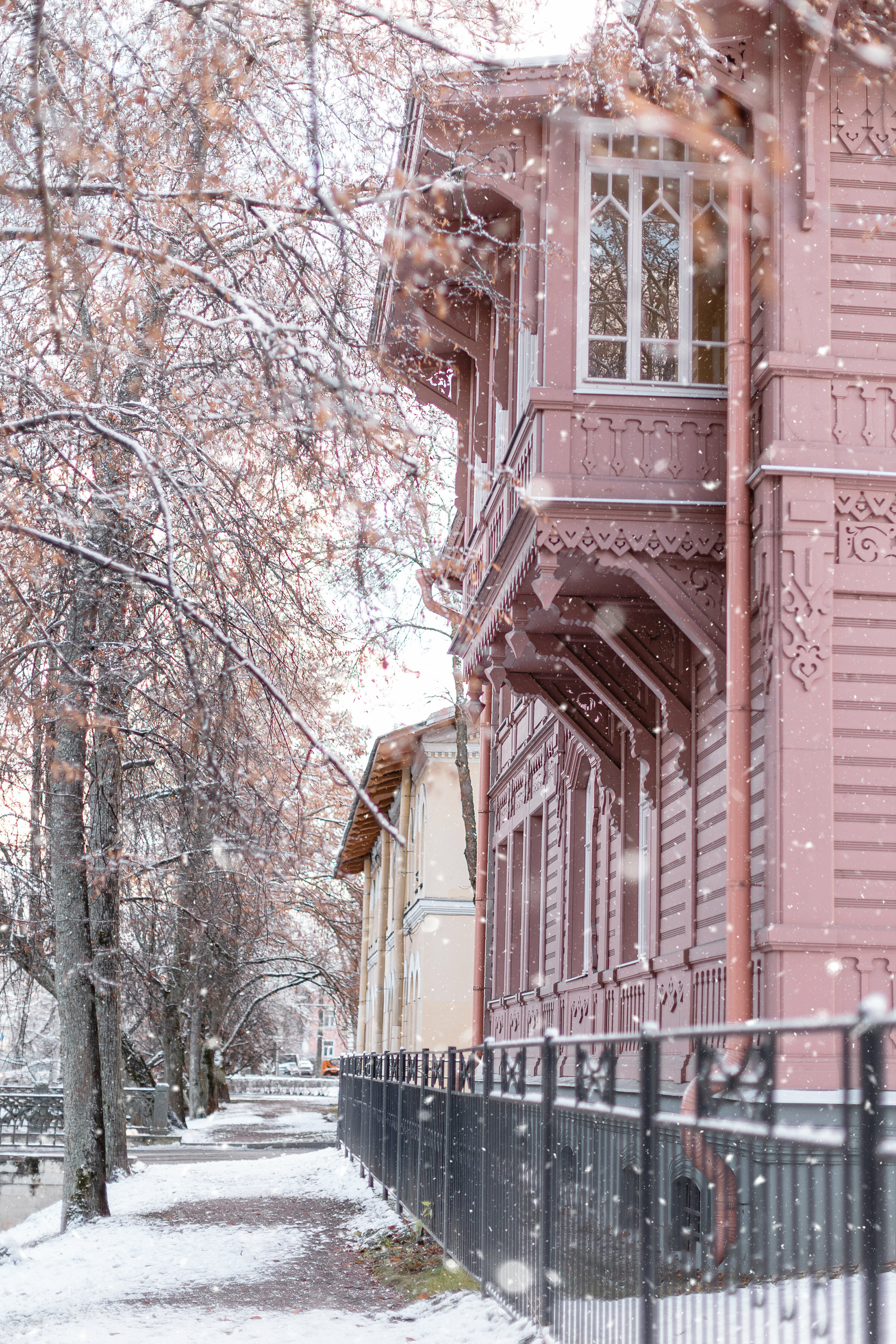 Апартаменты-студия на мансардном этаже