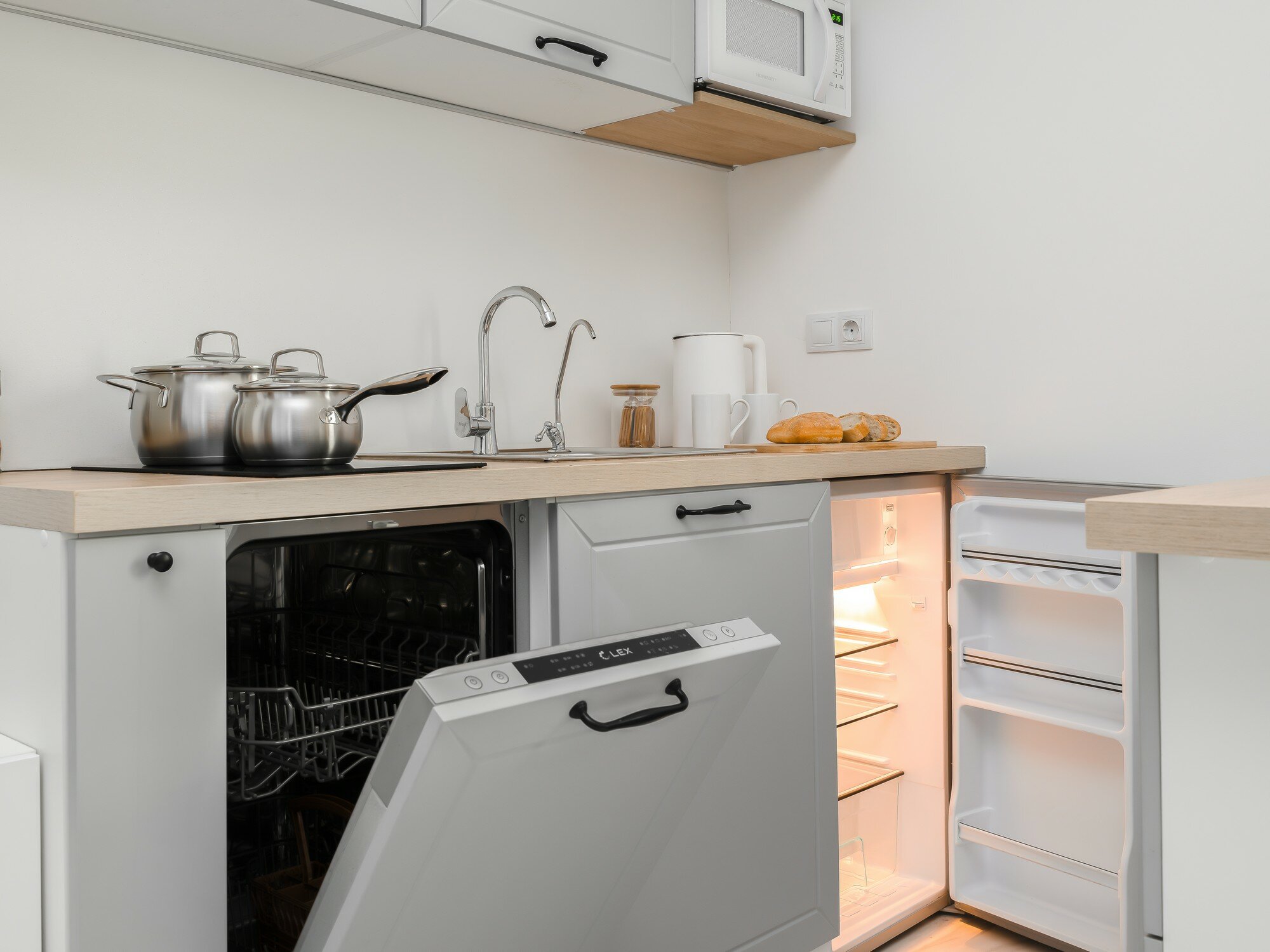 Airis - 3х местные делюкс апартаменты в "Савеловский-Сити" (27 этаж)