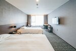 Deluxe Twin Room (For 2 people / No View) в Hotel With Jeju