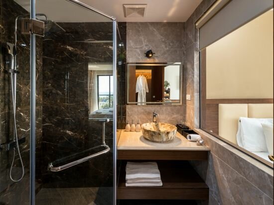 Aura Delight with Garden & Sea View