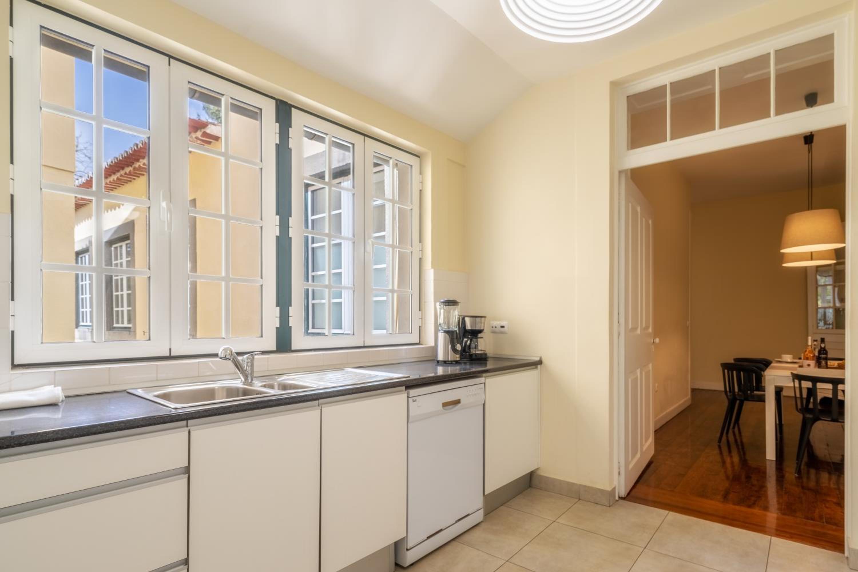 Two-Bedroom Apartment (6 Adults)