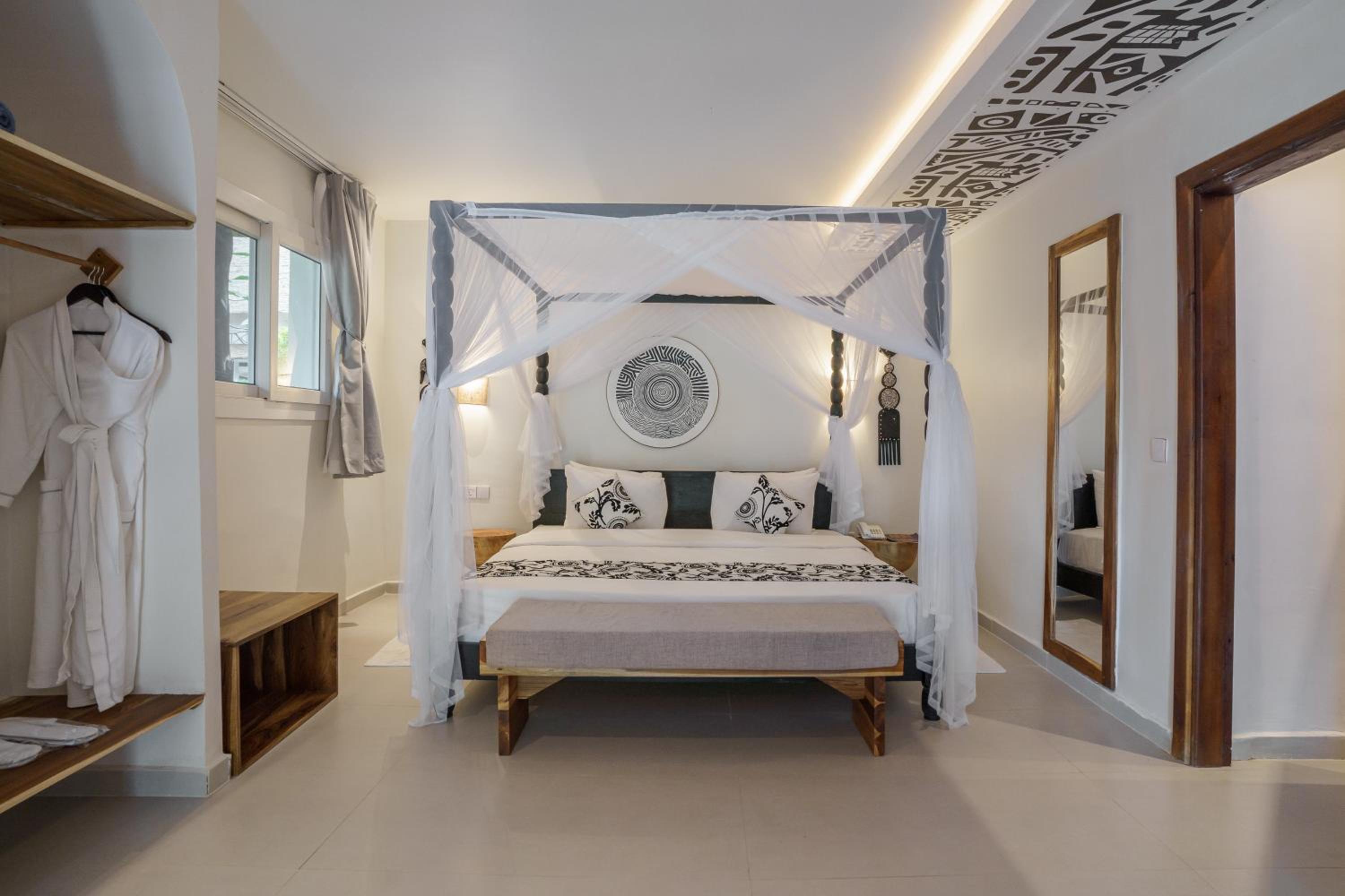 Bungalow with Garden View