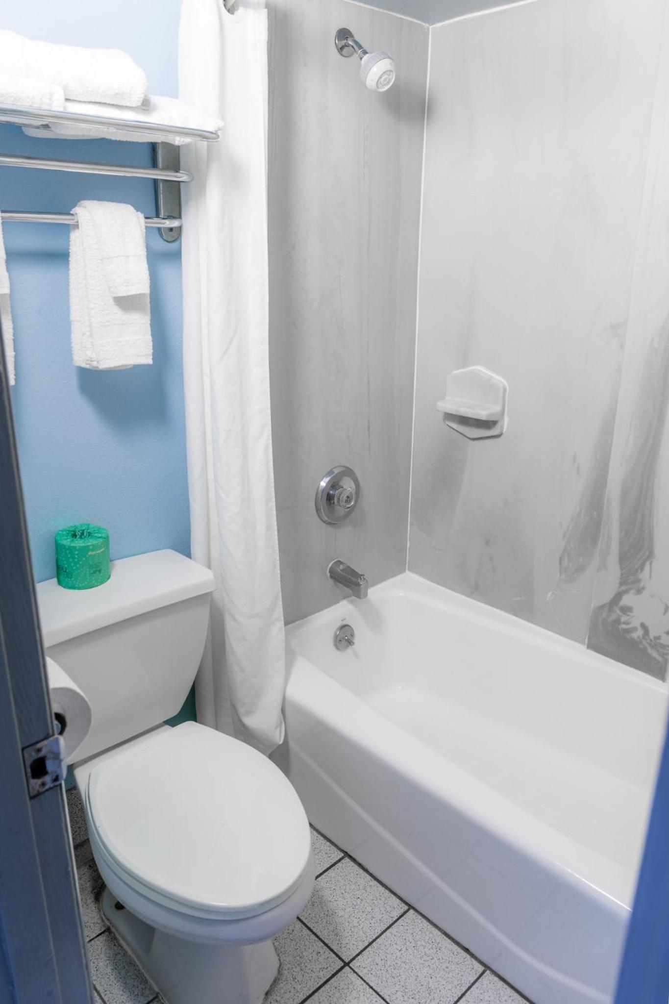 Double Room with Two Double Beds - Non-Smoking