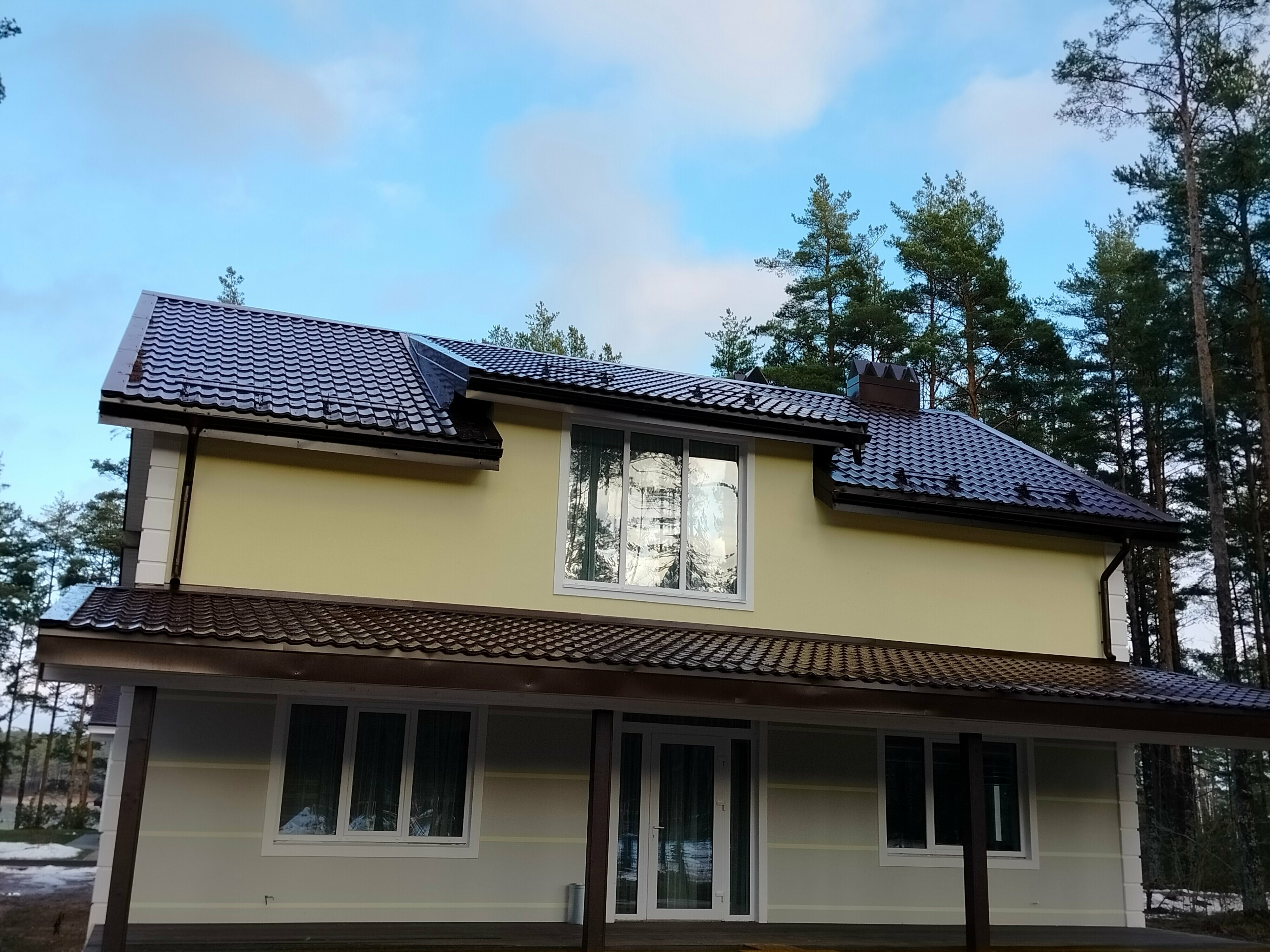 Коттедж с видом на лес