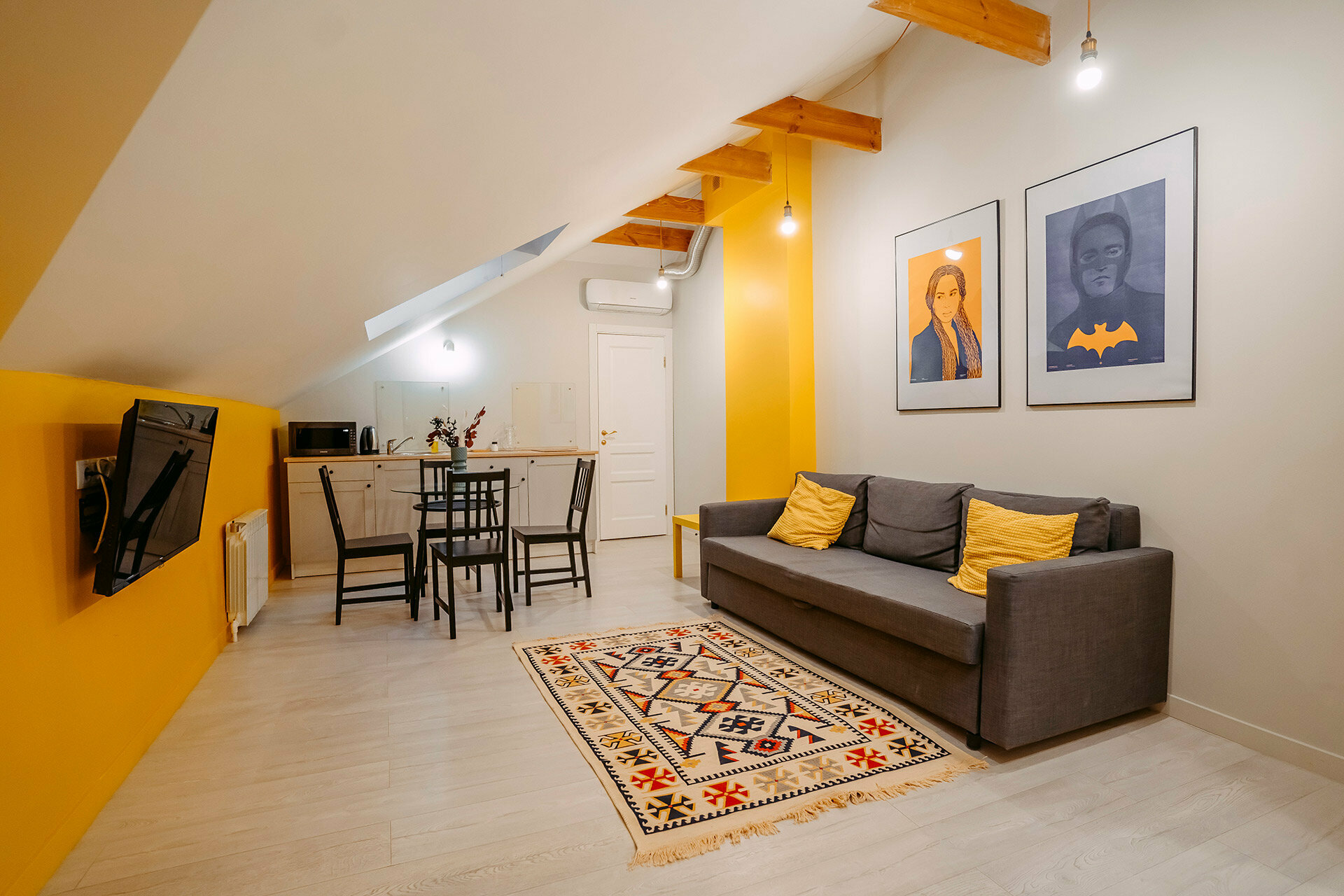 Двухкомнатные Апартаменты "Yellow"