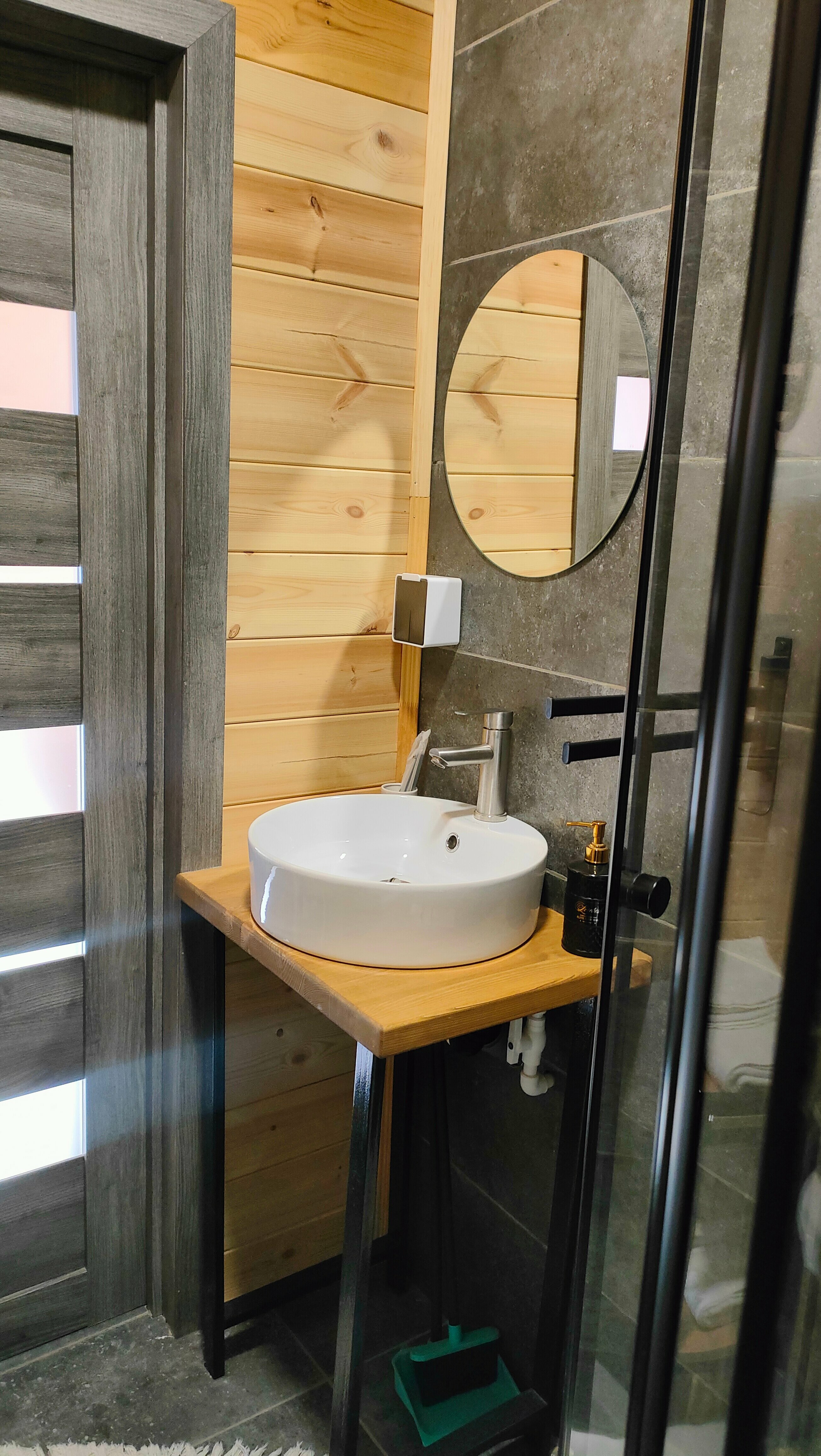 Четырехместный номер с видом на горы