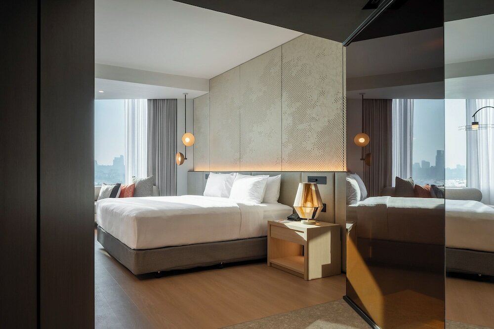 Deluxe Sea View - Newly Renovated