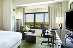 Deluxe Room, 1 King Bed, Accessible (Roll-In Shower) в Hilton Orlando Lake Buena Vista - Disney Springs Area