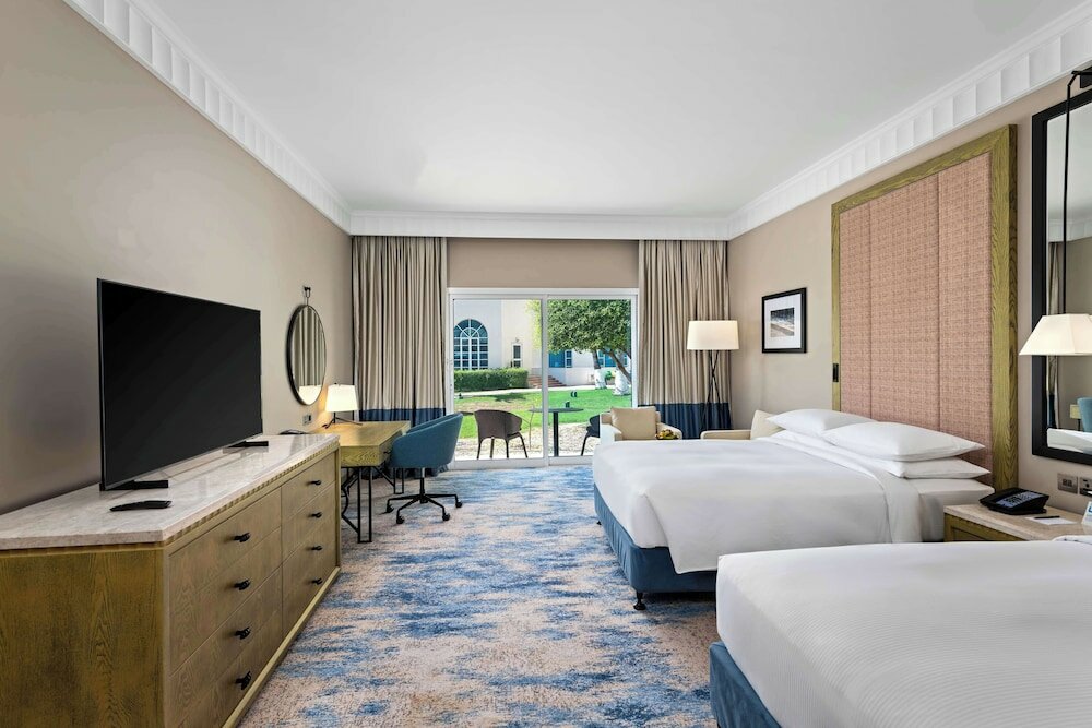 Deluxe Room, 1 King Bed, Sea View