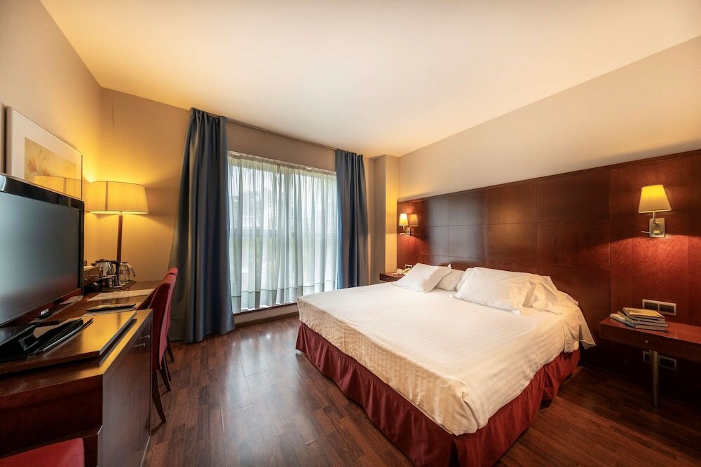 Standard Room, 1 Queen Bed, Non Smoking