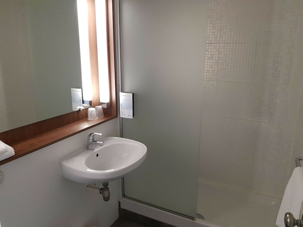 Standard Room, 2 Twin Beds