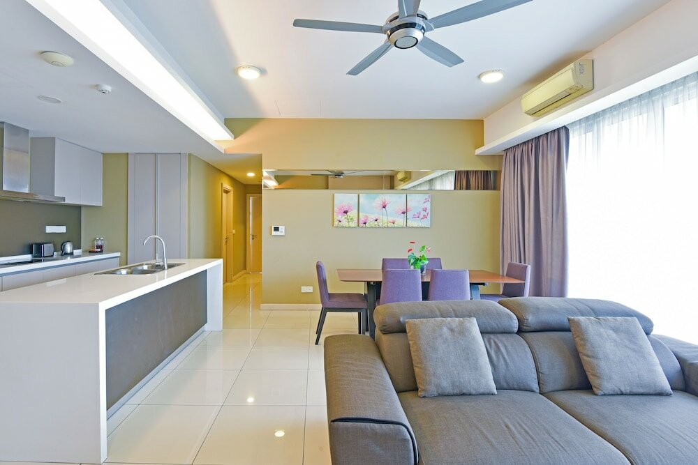 Two Bedroom Suite - Twin Tower with Pool View