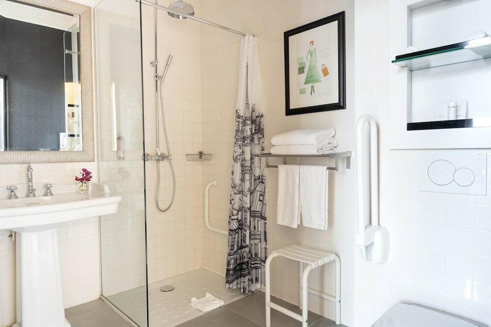 Superior Room, Mobility Accessible (Free soft minibar, chromecast)