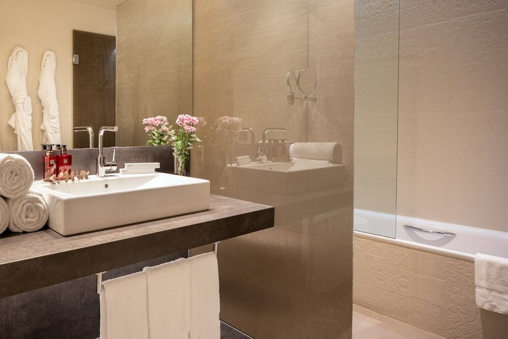 Triple Room (with Extra Bed)