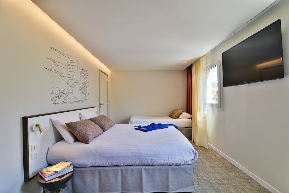 Superior Quadruple Room