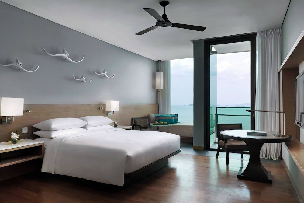 Room, 1 King Bed, Ocean View