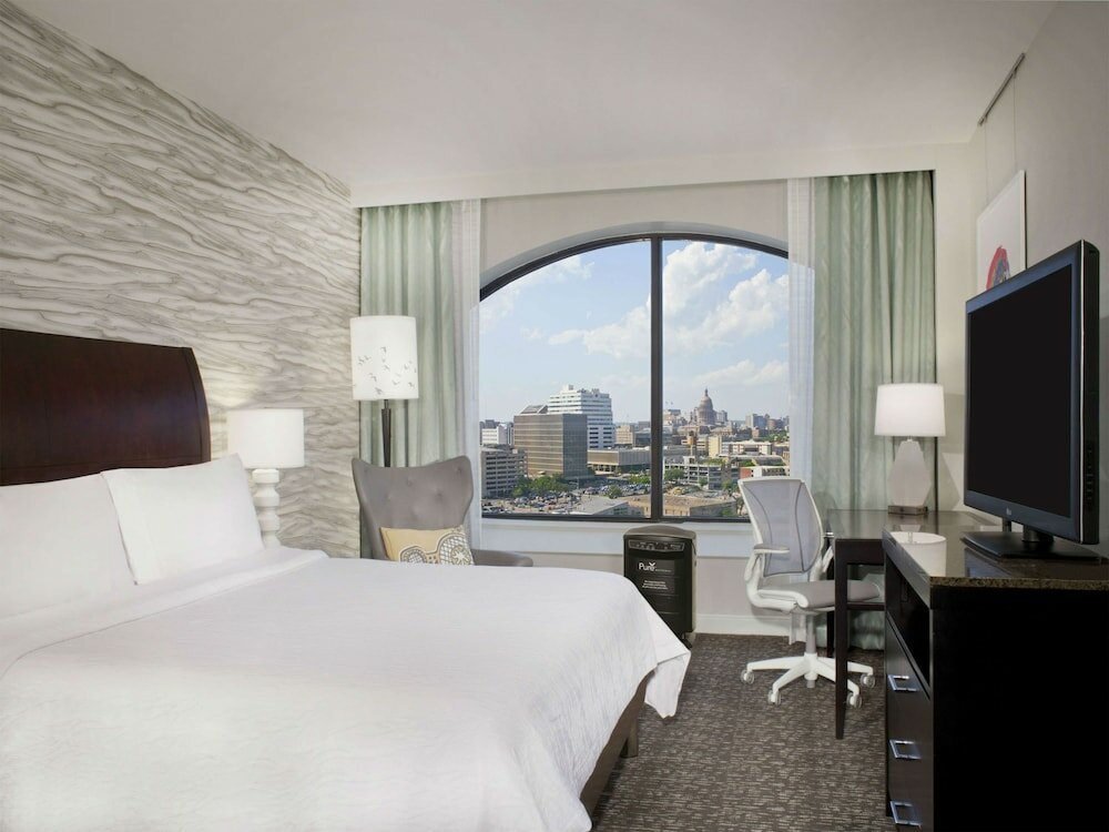 Deluxe Room, 1 King Bed, Allergy Friendly (Pure)