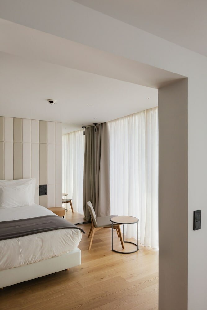 Premium Suite, City View