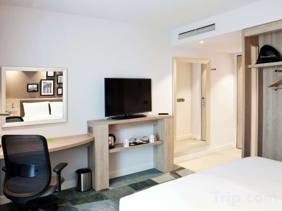 River View Queen Room