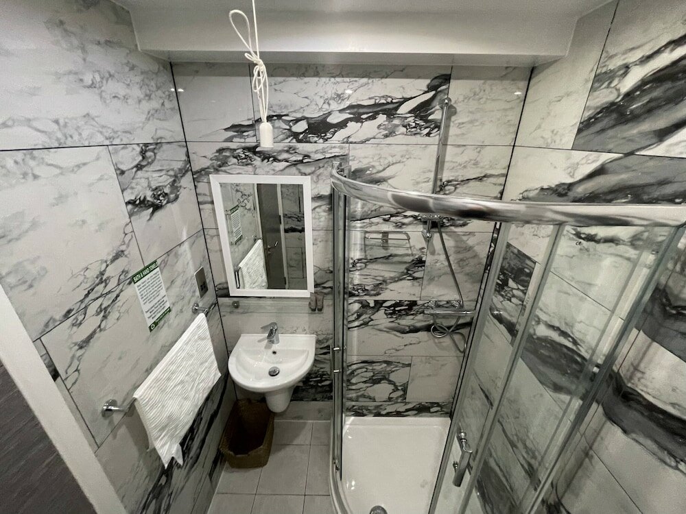 Double or Twin Room, Ensuite