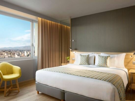 Executive Suite with City View