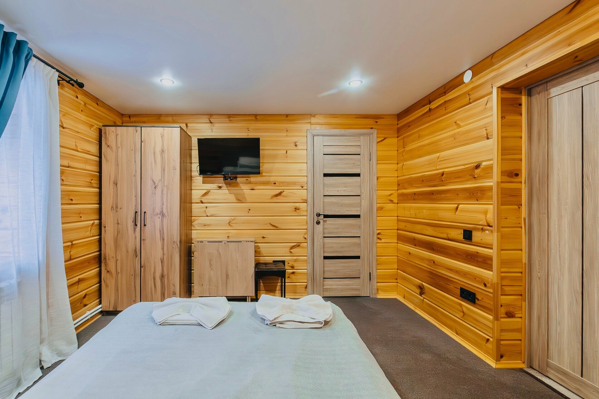 Улучшенный двухместный номер с 1 кроватью