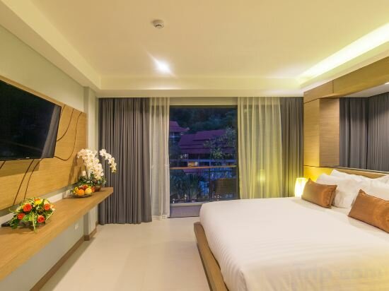 Grand Deluxe Room