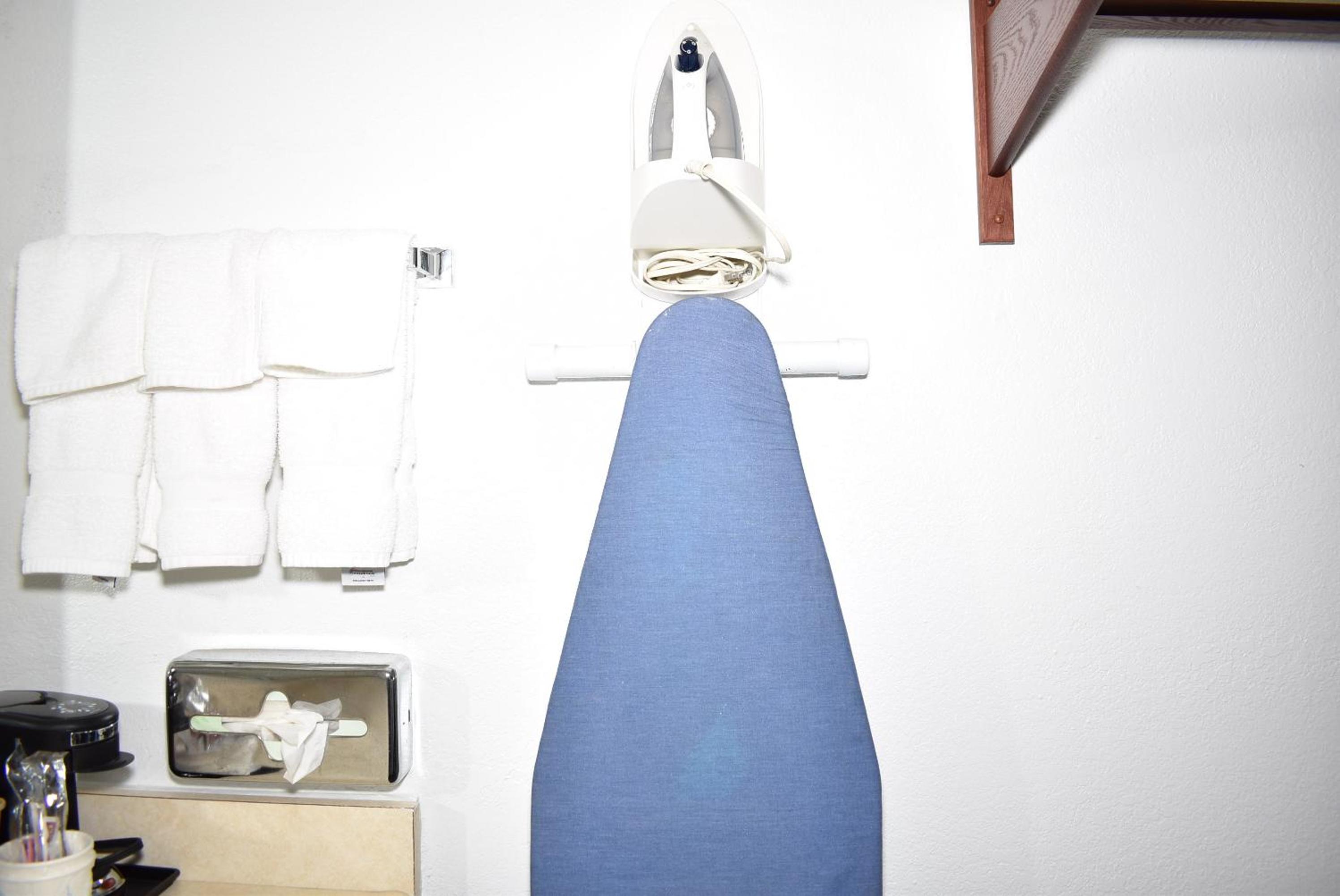 Queen Room - Non-Smoking