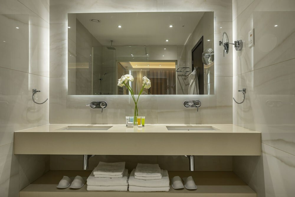 Superior Room, 1 Bedroom, Balcony, Beach View