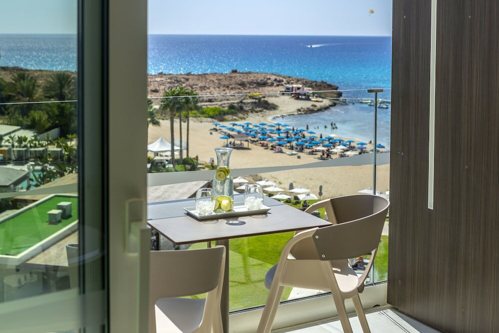 Superior Room, 1 Bedroom, Balcony, Beach View